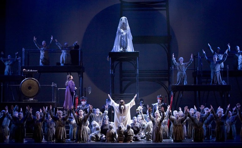 Opera Carolina - QC Exclusive Opera Carolina - QC Exclusive