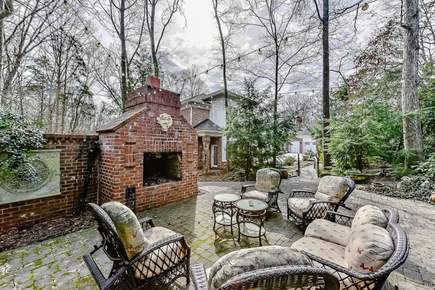 This Stately Mansion By Cottingham Chalk Hayes Boasts Regal Southern