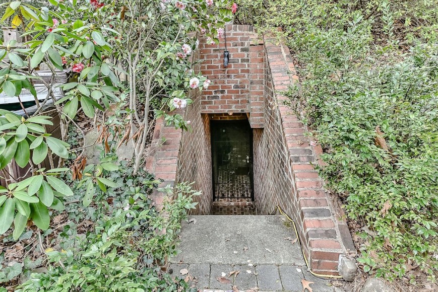 This Stately Mansion By Cottingham Chalk Hayes Boasts Regal Southern