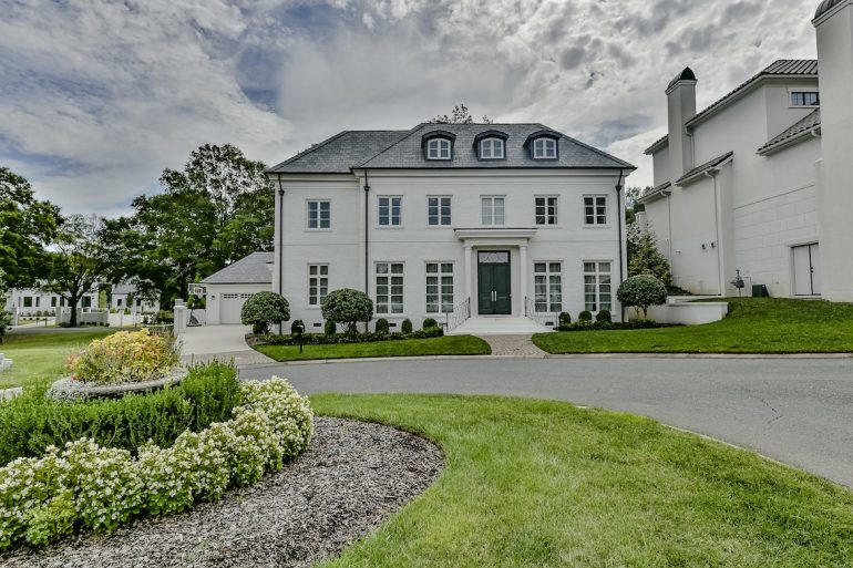 This Seven Eagles Home By Cottingham Chalk Is A MustSee QC Exclusive