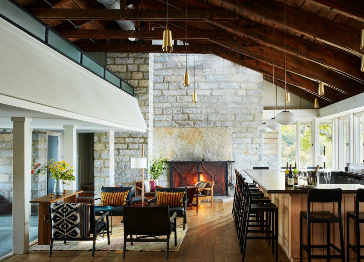 Wondering Where To Stay In Highlands NC Visit The Skyline Lodge