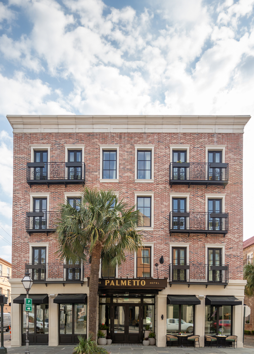 front of the palmetto hotel Charleston sc