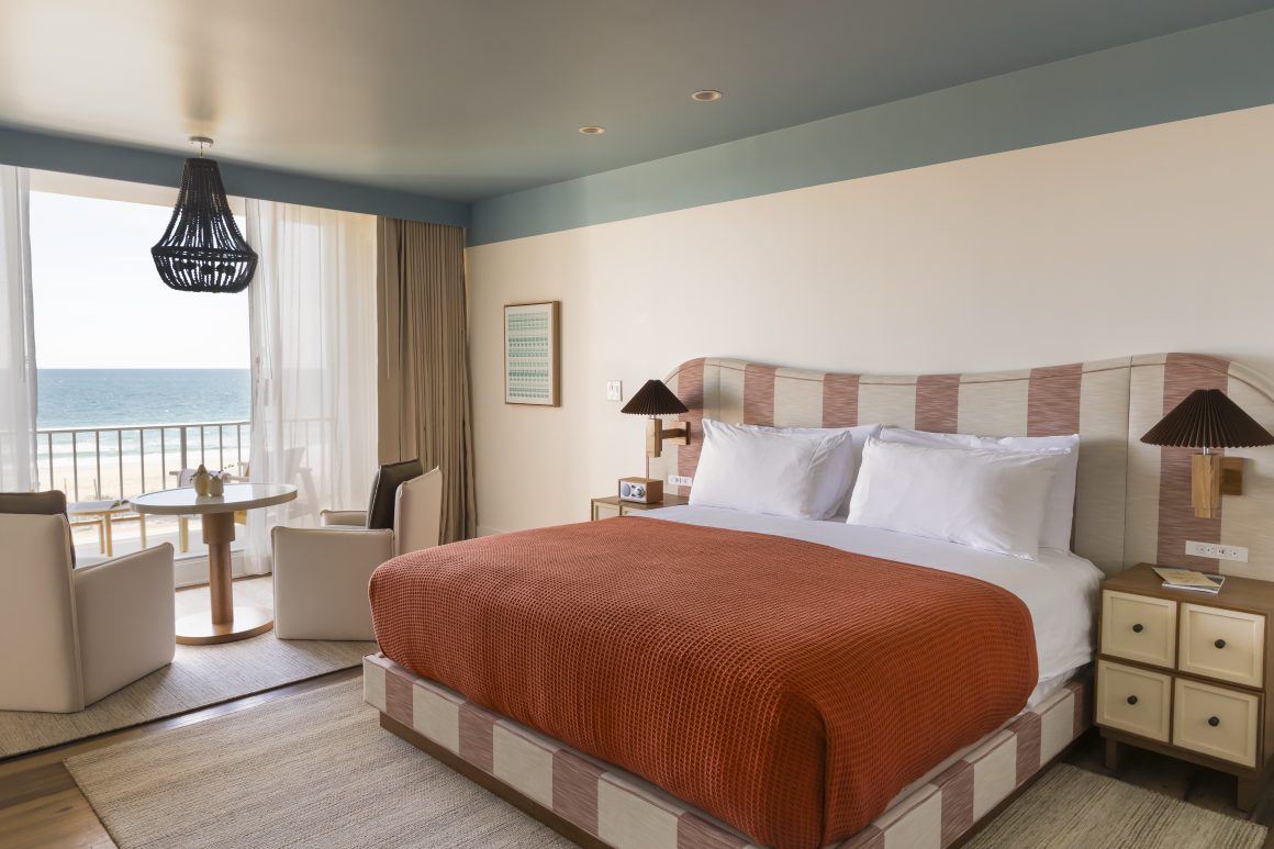 guest room at trailborn surf and sound