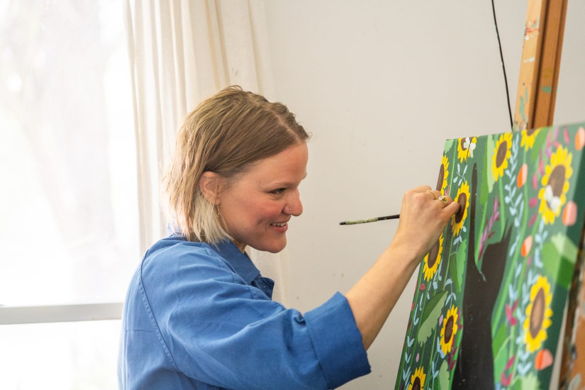 charlotte artist kate schulz at work