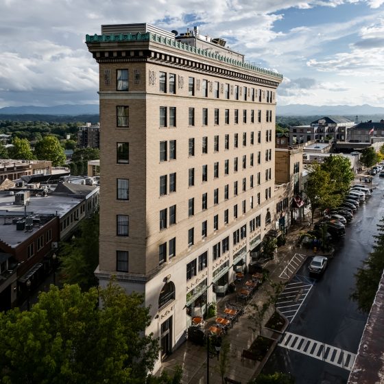 exterior photo of the flat iron hotel