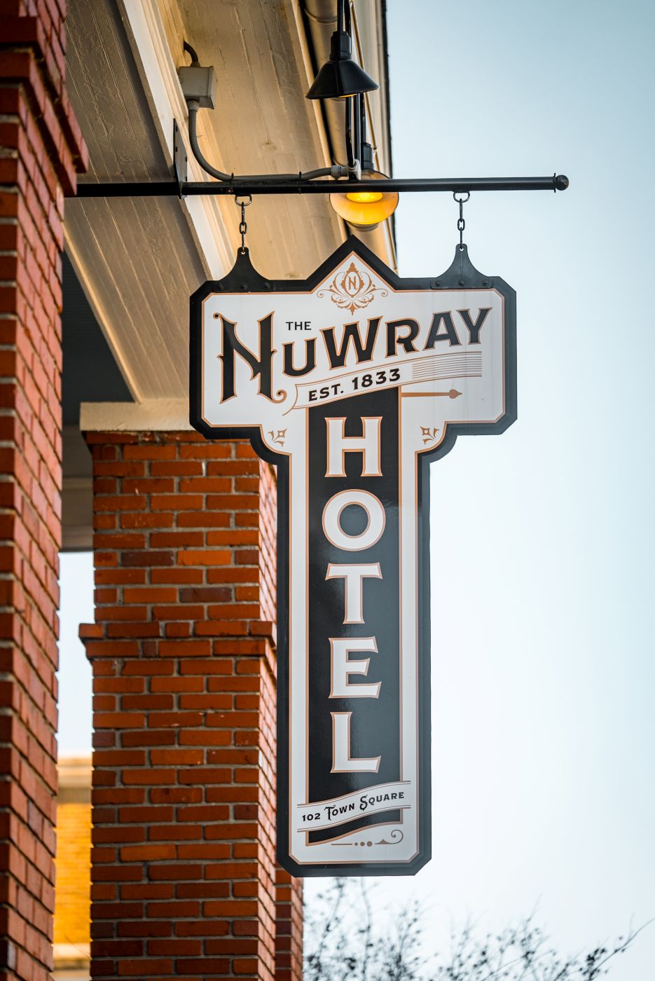 nuwray hotel in burnsville nc