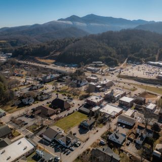 things to do in burnsville nc
