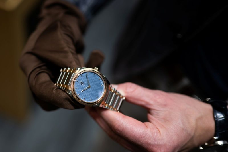 watch from windsor jewelers charlotte