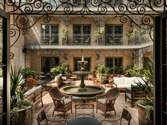 courtyard space at the nickel hotel charleston
